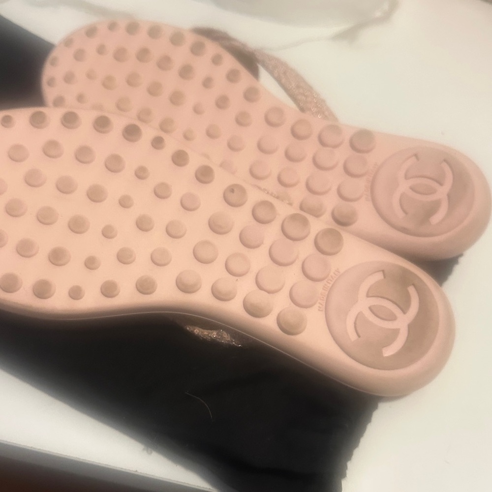 CHANEL Pink Glitter Sandals - Picture 3 of 4
